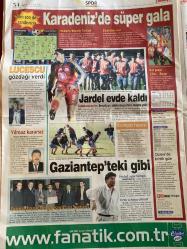 MİLLİYET GAZETESİ DOĞUM GÜNÜ HEDİYESİ - 17 ARALIK 2000 -TAM TAKIM 36 SAYFADIR -Türkan Şoray-Yağmur Şoray-Birsen Altuntaş-Mehmet Ali Alabora-Deniz Altuntaş-Hülya Şen-Levent Kırca-Oya Başar-Serpil Yılmaz-Fazıl Say-Mine Kırıkkanat-Fikret Bila-Ali Şen-Bahar Yazıcı-Okan Bayülgen-Fatih Ürek-Tolunay Kafkas-Tayfur Havutçu-Scala-Nouma-Erol Kaynar-Ömer Üründül-Togay Bayatlı-Erdoğan Şenay-Lucescu-Yılmaz Karakoyunlu-Mustafa Canlı-Bayram Aydın-Recep Akpınar-Hasan Cemal-Güneri Cıvaoğlu-Muzaffer Ersoy-Jardel-Hakan Şükür-Metın Tokat-Rus Bilim Adamları-Vural Karaismailoğlu-Ahmet Necdet Sezer-Okocha Kızını kıskanıyor-Memoli’nin saçları asgari ücrete tabi-Kahpe Bizans’ın ünü Londra’da-Başar’la Bayülgen ‘karı koca’ oluyor-Evliliğe baba onayı-Sevdiklerinize hediyenizi aldınız mı?-Fransızları püskürttük!-Yine yılan dansı yaptı-Geline 100 milyarlık yüzük-Okacha da düğündeydi-Af zirvesi-Seçkin konuklar seçkin Fransız mutfağını rakıya meze yaptılar-Herkes korktu ama ben korkmam-Yarın başımıza taş yağabilir-Göz