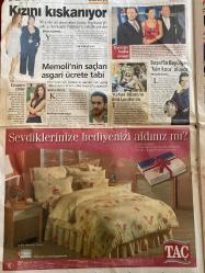 MİLLİYET GAZETESİ DOĞUM GÜNÜ HEDİYESİ - 17 ARALIK 2000 -TAM TAKIM 36 SAYFADIR -Türkan Şoray-Yağmur Şoray-Birsen Altuntaş-Mehmet Ali Alabora-Deniz Altuntaş-Hülya Şen-Levent Kırca-Oya Başar-Serpil Yılmaz-Fazıl Say-Mine Kırıkkanat-Fikret Bila-Ali Şen-Bahar Yazıcı-Okan Bayülgen-Fatih Ürek-Tolunay Kafkas-Tayfur Havutçu-Scala-Nouma-Erol Kaynar-Ömer Üründül-Togay Bayatlı-Erdoğan Şenay-Lucescu-Yılmaz Karakoyunlu-Mustafa Canlı-Bayram Aydın-Recep Akpınar-Hasan Cemal-Güneri Cıvaoğlu-Muzaffer Ersoy-Jardel-Hakan Şükür-Metın Tokat-Rus Bilim Adamları-Vural Karaismailoğlu-Ahmet Necdet Sezer-Okocha Kızını kıskanıyor-Memoli’nin saçları asgari ücrete tabi-Kahpe Bizans’ın ünü Londra’da-Başar’la Bayülgen ‘karı koca’ oluyor-Evliliğe baba onayı-Sevdiklerinize hediyenizi aldınız mı?-Fransızları püskürttük!-Yine yılan dansı yaptı-Geline 100 milyarlık yüzük-Okacha da düğündeydi-Af zirvesi-Seçkin konuklar seçkin Fransız mutfağını rakıya meze yaptılar-Herkes korktu ama ben korkmam-Yarın başımıza taş yağabilir-Göz