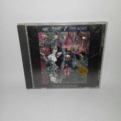 Cd İlhan İrem, Aşk İksiri/Cadı Ağacı, The Best Of İlhan İrem 2, 1997 dönem baskı albümü. Orijinal. Dinlemeyi etkilemeyen ufak tefek çizikler var. sorunsuz çalışıyor.