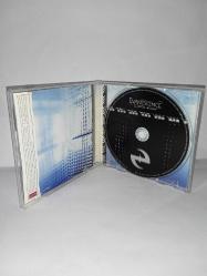 Cd Evanescence fallen albümü. Orijinal 2003 Avrupa baskı. disk 10 üzerinden 9,5 sorunsuz çalışıyor koleksiyonluk