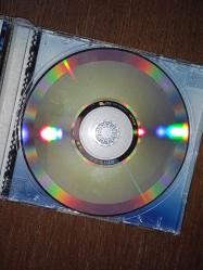 Cd Evanescence fallen albümü. Orijinal 2003 Avrupa baskı. disk 10 üzerinden 9,5 sorunsuz çalışıyor koleksiyonluk