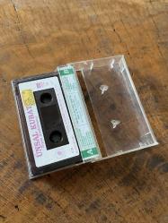 ÜNSAL KUBAT - BİZİM ŞARKILARIMIZ - TEN NA - DİR - NA - KASET