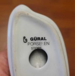 90 LARDAN. GÜRAL PORSELEN  TUZLUK PEÇETELİK KÜRDANLIK TAKIM. ÇOK TEMİZ.