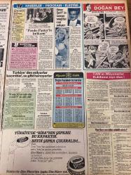TAN GAZETESİ DOĞUM GÜNÜ HEDİYESİ - 17 OCAK 1984 - TAM TAKIM 8 SAYFADIR -Osman Berkmen-Mustafa Ülkü-Mehmet Şehirlioğlu-Hatice-Mehmet Özer-Vittorio Gassman-Lucy Malone-Alessandro-Brooke Shields-Terry Shields-M.Ali Yılmaz-Yaşar-Zafer-Engin-Serdar-Kratochvilova-Carl Lewis-Smith-Nazım Özdemir-Tanju Feyyizoğlu-Özal-Evren-Fazıl Küçük-Arkan-Süleyman Afacan-Ayşe-Ruf Vallone-Nabi Koker-Hayriye Ülkü Türkiye’den milyarlar kaçırdılar su gibi harcıyorlar-Kocam beni sacaktı-Vücudu zayıfladı göğüsleri iri kaldı-Çıplak gelin istemem-Dünyanın en genç milyarderi-Trabzonspor’dan alacağı 81 milyon lirayı bağışladı-Miliç Beşiktaş için kimse endişelenmesin-Carl Lewis geçildi-Güreşimizi katlediyorlar-Bir günde dört ayrı zam yapıldı-Evren’in katılması İslam dünyası için bir şereftir-Amerikan füzeleri Türkiye’ye yerleştirilmeyecek-Atça canavarının idamı isteniyor-Babasının yolunda-Kocam beni sacaktı-Polisler Hatice’yi iki gencin koynundan kurtardı Zeynep Sultan-Zortek