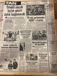 TAN GAZETESİ DOĞUM GÜNÜ HEDİYESİ - 14 OCAK 1984 - TAM TAKIM 8 SAYFADIR -Ayla-Adliye-Ayla Sayın-Karan Witter-Turgut Özal-Gülen Şengül-Cüneyt Arkın-Christine Haydar-Yalçın Gülhan-Joanna Key-Bora Paran-Osman Öndeş-Ekrem Bey-Sadettin Tantan-Hasan Bozbey-Yavuz Özmen-Rıdvan Demirkol-Ali Şen-Aydın Şükrü-Prof. Dr. Bülent Tarcan-Mustafa Kalemli-Mustafa Şerif Sarıibrahimoğlu-Mustafa Üstündağ-Rauf Denktaş-Rauf Raşit Kutlu-Adnan Kahveci-Tufan Çaklıoğlu-Paula Fahri-Hülya Kalyoncu  “Madem erkek değildin benimle niye evlendin?”-Sapık yakalandı-Alev Sayın, her gün 51 erkeğin koynuna giriyor-Para yağmuru-Özal, Amerika’da verdiği kiloları Ankara’da aldı-Kadınlar dünyanın süsüdür-Mankenler kraliçesi seçildi-Sahibini yiyen kaplan idam edildi-Zeynep Sultan-“Hasan Bozbey’in gitmemekte direnmesi hayret vericidir”-Seçkiner, Bozbey’i görevden almaya hiç niyetim yok dedi-“Bizi taraftarlarımız yalnız bırakmasın yeter”-Yurdumuzdaki ev kazalarında her yıl ortalama 5 bin kişi ölüyor-“Mücevher sevmiyorum”-Emekli ola