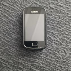 Samsung eski model koleksiyonuluk telefon