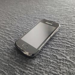 Samsung eski model koleksiyonuluk telefon