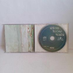 CD Mostar sevdah reunion a secret gate albümü. Orijinal. sorunsuz çalışıyor.