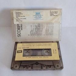 Kaset Scorpions world wide Live vol.1 albümü. Orijinal dönem kağıt baskı.