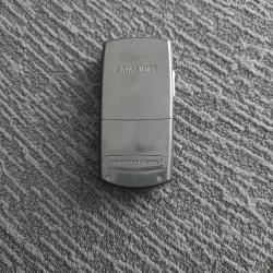 Samsung eski model koleksiyonluk tuşlu telefon.