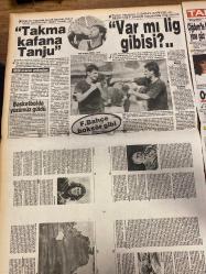 TAN GAZETESİ DOĞUM GÜNÜ HEDİYESİ - 14 EKİM 1988 - TAM TAKIM 8 SAYFADIR -İbrahim Tatlıses-Nalan Hanım-Bahattin Bey-Hülya-Sema-Gül-Jale-Naim Süleymanoğlu-Halim Çorbalı-Kemal Zorlu-Cem Atabeyoğlu-Tanju-Rıdvan-Müjgan Kural-Kadir Sezer-Mehmet Ali Erbil-Çiğdem Tunç-Müjgan Senar-Kenan Onuk-Şengül Kırçın-Nilgün Akçaoğlu-Cetin Tekindor-Christopher Lee-Cevat Ülger-Yahya Demirel-Turgut Özal-Ednal İndim-Asil Nadir-Süleyman Yağız-Cevat Özer-İbo’dan TAN’cılara 1000 Kara Zindan-Gel de namuslu kal-Homoluk davası-Merak yüzünden tele-kız oldular-60 kiloluk Naim’e 60 milyonluk altın-Beyler dikkat Kahveye gitmek artık boşanma sebebi sayılıyor-İşte ekmeğin değeri-Çorbalı 12 gün daha koltuğunda-Loto yine milyara koşuyor-Derby maçına iki gün kala kapıştılar-Birol’un gurur günü-Rıdvan sakat-Futbolda bir rekor-Var mı lig gibisi-Takma kafana Tanju-Oskarlı bir komedi-Dünden bugüne Müzeyyen Senar-Şöhret-Kız evi oğlan evi-Sengül TRT’ye kızdı-Kimlik kartı-Gece Sineması Göze Göz-Yine zam esti-Yahya Demirel’in 5 yıl