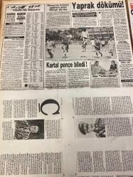 TAN GAZETESİ DOĞUM GÜNÜ HEDİYESİ - 15 EKİM 1988 - TAM TAKIM 8 SAYFADIR -İbrahim Tatlıses-Banker Kastelli-Veysel Yeşil-Tülay Kaya-Engin Yalman-Orhan Gencebay-Semra Özal-Naim Süleymanoğlu-Süleyman Naim-Turgut Özal-Metin Doğan-Semra Hanım-Sibel Gökçe-Hatice Yıldırım-Kocası Erdoğan Yıldırım-Barzani-Mesut Barzani-Şevket Yılmaz-Halil Narin-Halit Narin-Meral Öztekin-Selçuk Uygur-Ümit Aktan-Seda Akkor-Süheyl Ural-Sadi Alışık-Serap Aksoy-Seda Akkor-Sibel Öztekin-Yaşar Doğuş-Handan Çağlar-Ceylan Ateş-Ayfer Şen-Ali Ergün-Fatoş-Özcan Öal-Bush-Dukakis-Cevat Özer-Cevat Özer-Cevat Özer-Cevat Özer-Cevat Özer Paranızı her bankaya kaptırmayın-Neden olmasın-Yemekte kan çıktı-Biz kimseye haraç vermeyiz-Naim ailesine kavuştu-Naim’e en güzel hediye-İzlandalılar erkek erkeğe dağıttı-Cim Bom Gemisi Sarıyer önünde-Söz sözcülerin-Derby maçının hakemi Özcan Öal-Orhan Gencebay TV’ye çıkıyor-Arkadaşımız önerisi yasağı kaldırdı-Tiyatro sahnesine çıkan ilk Müslüman kadın Affife Jale-Zekiye ruh doktorunu bile deli ed