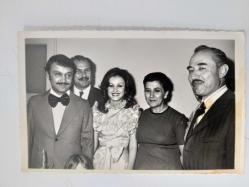 Efemera - 1974, Siyah Beyaz, Nişan Fotoğrafı - 13/8 cm. - kitantik - kitaLog