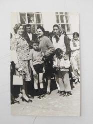 1970'li Yıllar ve Öncesi Dönem:  Siyah Beyaz  FOTOĞRAF - 8/13 cm. - Turuncu Sahaf & Kitabevi