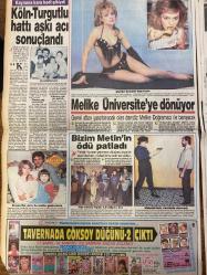 TAN GAZETESİ DOĞUM GÜNÜ HEDİYESİ - 19 EKİM 1988 - TAM TAKIM 8 SAYFADIR -Küçük Emrah-Halil Bedir-Birsen-Buhi Hızal-Güldü Kadın-Güneri Tecer-Orhan Gencebay-Ayşe Egesoy-Aydoğan Ergezen-Doğan Yıldız-Halit Kıvanç-Jessica Lange-Sissy Spacek-Diane Keaton-Mutlu Güler-Melike Doğramacı-Metin Bryalı-Kamuran Polat-Alman Eşi Jula-Tanz Tilli-Evren-Semra Özal-Arıza Var-Alptemoçin-Weizsaecker-Süleyman Yağız-Mahmut Kılıç-Mehmet Kılıç-Cevat Özer 30 milyonunuz varsa siz de başbakansınız-Kış baskını-Bu ne cesaret-Birsen annesine de babasına da kıyamadı-Güneri Tecer’i Beşiktaş sevgisi ölüme götürdü-Loto yine milyar hayali kurduruyor-Cim-Bom yarasını kupada saracak-Geçmişin Gölgesi-Orhan Gencebay Beşinci Mevsim’de-Anahtar-Mutlu Güler Sevin Gayrı-Tuzu Biberi-Turizmde tam gaz-Eski eseri koruma kampanyası-Melike Üniversite’ye dönüyor-Bizim Metin’in ödü patladı-Hâlâ defedemedik şu gemiyi-Evren Türkiye’nin güçlü ve sevilen adamı-En kral para lira-Garanti Bankası yüzde 88 dedi-Enflasyonu dikkatle indireceğiz
