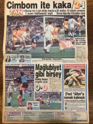 TAN GAZETESİ DOĞUM GÜNÜ HEDİYESİ - 2 EKİM 1988 - TAM TAKIM 8 SAYFADIR -Naim Süleymanoğlu-Çiler Erdoğan-Kamil Turan-Ercüment Goy-Necdet Ergün-Gülşen Alnıaçık-Süreyya Davulcuoğlu-Sami Aksu-Mahmut Tezcan-Kamil Turan-Halil Narin-Sakıp Sabancı-Erdal İnönü-Gorbaçov-Nebiha Uğurlu-Necmi Gençalp-Halil Narin-Özal-İnönü-Süleyman Yağız-Kenan Horoz-Nurten Söyler-Cevat Özer Ekmeğin hiç edilişinin fotoromanı-Vatandaş çapkın başkan istemiyor-Şaka niyetine tatlı soygun-Çiler’e tahliye-Cimbom ite kaka-Mağlubiyet gibi bir şey-Korkusuz dedektif-Şöhret uğruna bekar kalacak-Emret Başbakanım-Yıkıma isyan-Yıkıma isyan-Kabataş’taki kanlı soygunun katili-Şekere hücum-Özal artık rakipsiz-Polis göz açtırmıyor-İstifa etmeyeceğim