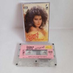 Kaset Bülent Ersoy - Bülent Ersoy konseri albümü. 1987 sembol plak Kağıt Baskı