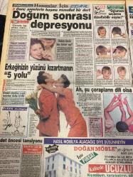 SAKLAMBAÇ GAZETESİ DOĞUM GÜNÜ HEDİYESİ - 21 MAYIS 1989 - TAM TAKIM 8 SAYFADIR -Yasemin Baradan-Begüm Özbek-Esra Ünlü-Tanju Çolak-Hülya Avşar-Dustin Hoffman-Orhan Gencebay-Olhan Bayülgen-Müslüm Gürses-Hakan Peker-Ferdi Tayfur-Gülden Engüven-Meltem Engüven-Gülay Tokan-Duygu Tokan-Fatma Subaşı-Nalan Burdurlu-Süheyla Tokan-Duygu Han-Sümbül Han-Eba Oral-Begüm Akın-Güneş Biber-Beyza Biber-Beyhan Biber-Pelin Bozkurt-Erdal Bilgiç-Nükhet Taşdelen-Talat Ongan-Necmi Ongan-Derya Sebilci-Nurçin Sebilci-Gülten Arsal-Hülya Karaalioğlu-Karl Poll-Zehra Poll-Serap Çağlayan-Murat Dolana-Çansel Tacettinoğlu-Melih Dizdar-Bülent Lale-Ayla Uğur-Uğur Leyla Onurçenk-Mehmet Kıral-Karakış İpek Gürünçen-Onuray Karakuş-Hamurara Gürünçen-Perihan Savaş-Bekis Akkale-Mazhar Bey-İbrahim Tatlıses-Fatma Girik-Memduh Ün-Aysel Gürel-Gökben Gözler bu 3 güzelde-Bu hafta İstanbul güzele doyacak-Tanju’nun kaleciliği bu kadar-Hülya’nın kumarı-Yıldızlık yolunda-Yağmur adam-18 yılda doğan beste-Bir efsane böyle yaratıldı-60 milyo