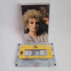 Kaset Ajda Pekkan süperstar albümü 1987 Kağıt Baskı