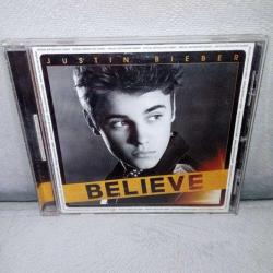 Cd Justin Bieber Believe. 2012 TR Baskı. Dinlemeyi etkilemeyen çizikler var. Orijinal. Sorunsuz çalışıyor.