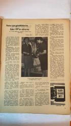 KADIN GAZETESİ - SİYASAL, SOSYAL, EĞİTSEL DERGİ - TARİH: 14 MAYIS 1962 SAYI: 714 - KURUCU AİLE NEDİR? - İFFET HALİM ORUZ - ANNE! - HALİDE NUSRET ZORLUTUNA - GALERİ FİFİ - NAGAHAN AKAY - II. MİLLİ SOSYAL HİZMETLER KONFERANSI - YAZAR: HASENE ILGAZ - KURUCU AİLE NEDİR? - ANNELER GÜNÜ KUTLANDI - PASİFİK ŞARKISI - LONDRA PAVYONU - KADIN VE EKONOMİ - GALERİ FİFİ - HEDİYELİ KUPONLAR İÇİN SEÇECEĞİNİZ MODELLER - YALNIZ BİR GÜN, YAZAR : SABRİYE KANAD - SUZAN AKTAŞ - KADIN VE EKONOMİ - KIR YEMEKLERİ - HER AY 3 HEDİYE MÜSABAKASI - LONDRA PAVYONU, YAZAR : TUNÇAY BAYDAR - NECDET KOYUTÜRK ORKESTRASI - YENİ BİR KRALİÇE SEÇİLDİ - TUNÇAY BAYDAR - BİZİMKİLER VE ONLAR - PASİFİK ŞARKISI ÜZERİNE: JAK JABES - ARZULAR ŞİİRİ, ŞAİR : KEMAL BOZKURT - BAKIŞLARIMDA GECE ŞİİRİ, ŞAİR : NECLA AYSAN - KORKU ŞİİRİ, ŞAİR : ÖNDER ÖZTÜREL - HÜSRAN ŞİİRİ, ŞAİR : AYŞE PERİ SONSUZGÜN - ÇEKİNGENLİK - MÜZİK BİLMECESİNE DAİR, YAZAR :  GONCA GÜLSER ŞENLER - YALNIZ BİR GÜN HİKAYESİ - YILIN ŞAMPİYONU  - TAM TAKIM EKSİKSİZ 16 SAYFA