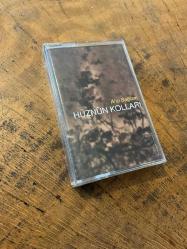 AHU SAĞLAM - HÜZNÜN KOLLARI - KASET