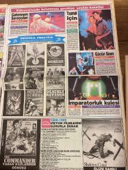 TAN 2 GAZETESİ DOĞUM GÜNÜ HEDİYESİ - 18 EKİM 1988 - 4 SAYFADIR - Türkan Şoray-Zuhal Olcay-Müjde Ar-Şahika Tekand-Hülya Koçyiğit-Senar Şen-Kemal Sunal-Ayşe Arman-Ahmet İnnam-Neriman Günay-Leyla Somer-Halil Kurtoğlu-Donald Pleasence-Ray McAnally-Charlton Heston-Tom Peck-Gioia Scola-David Brandon-Sam Jones-Kimberly Pistone-Janet Laine Green-Dehl Berti-Julia Montgomery-Steven Memel-Michael York-Edwige Fenech-Robert Hooks-Richard Jaeckel-Ken Olandt-Cece Verrell-John David Bland-Güzin Abla-Rogip Derin-Murat Oğlu-Cemal Güngör-İsmail Akça Altın Portakal kimin olacak-Yeşiller Tekel müdürüne taktı-Dedeler dansöz oynattı-Neriman kuyusunu kazdı-Leyla Somer de sahneye soyundu-Videonuzda bulunması gereken seçkin kasetler-Cehennem savaşçıları-Yaşamak için-Gücün sınırı-İmparatorluk kulesi-Universal Video-Film-Vizyon filmlerini gururla sunar-Duru süper prodüksiyon listesi-Haftanın kasetleri-Vurgun-Fatih’in fedaisi Durakoğlu-Yıldızların mesajı-Burun kemiğim eğri-Barışmadan sonra hareket-Ailesini hor gör