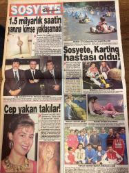 TAN 2 GAZETESİ DOĞUM GÜNÜ HEDİYESİ - 17 EKİM 1988 - 4 SAYFADIR - Şerife Başer-Türkan Şoray-Zuhal Olcay-Müjde Ar-Şahika Tekand-Hülya Koçyiğit-Şener Şen-Kemal Sunal-Ayşe Arman-Ahmet İnnam-Nadya Smolik-Mehmet Mülazımoğlu-Ali Dalan-Hakan Kumuk-Yılmaz Bedri-Necati Ertuğrul-Metin Paşa-Lütfullah Akçay-Mehmet Erbil-Nilgün Tezkan-Nurver Serer-Metin Serer-Saynur Arpat-Doris Teçimer-Güzin Abla-Rogip Derin-Murat Oğlu-Cemal Güngör-İsmail Akça-Selçuk Eken Konyalı Şerife hava bastı gitti-Artık Bursa’nın da bir güzeli var-Devlet memurluğuna fazla dayanamamış-Üniversite sınavlarını kazanamayınca dansöz oldu-Alman gelin Türkiye’yi ekmek kapısı yaptı-1.5 milyarlık saatin yanına kimse yaklaşamadı-Sosyete Karting hastası oldu-Cep yakan takılar-Mutluluklar-Sevgi Hanım kendinden emin-Engin Hanım modaya uydu-Yıllardır bitmeyen mutluluk-Mizah köşesi-Vurgun-Fatih’in fedaisi Durakoğlu-Yıldızların mesajı-Sevdiğim kızı evlendiriyorlar-Hamamın not defteri Çizen-Cemal Güngör-Rogip Derin