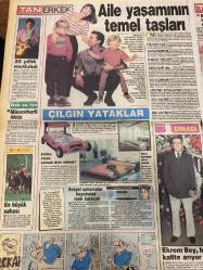 TAN 2 GAZETESİ DOĞUM GÜNÜ HEDİYESİ - 12 NİSAN 1988 - 4 SAYFADIR - İbrahim Tatlıses-Harika Avcı-Sarah Bernhardt-Müjde Ar-Bedri Baykam-Müjde Ar-Bedri Baykam-Müşerref Akay-Tolga Savacı-Serpil Çakmaklı-Mehmet Aydın-Nazmi Özer-Saadet Gürses-Metün Soysal-Süleyman Gök-Homero-Necla Akınar-Esin Ünal-Ekrem Gören-Gülgün Şanlı-Güzin Abla İbo sahneye veda ediyor-Bu Harika başka Harika-Annesinin kopyası-Müşerref Akay düşman çatlattı-Sen ve Ben-Aşk Delisi Attila-Hem olgun hem güzel-Bisiklet tutkusuna dikkat-Çillilere öğütler-Tavuk yahni­si-Lens kullanmak istiyorum-Gümüş yıla doğru-Aile yaşamının temel taşları-Çılgın yataklar-Antika otoda yatmak ister misiniz-Sosyal çalışmalar hayatınıza renk katacak-Ekrem Bey hayvanı kaliteli arıyor-Mücevherli öküz-En büyük sahası Çizen-Homero-Süleyman Gök