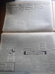 Cumhuriyet Gazetesi - 29 Ekim 1945 - Yaşasın Cumhuriyet yazan Yunus Nadi Başmakale - büyük bayram kutlu olsun fotoğraflar - Başbakan Şükrü Saraçoğlu Dün söylediği nutukla bayramı açtı - Amerika'nın dış siyaseti aydınlandı şimdi Mareşal Stalin'in söyleyeceği nutuk bekleniyor - Cumhuriyet ilanına karar verildiği gün fotoğraf - İstanbul büyük Bayramı heyecanla kutluyor fotoğraflar - milli bayram yazan Burhan Felek - Suç Ve Ceza Vadideki Zambak İzlanda Balıkçısı kitapları Remzi kitabevinde - günahsızlar filmi İpek sinemasında - kan muayenesi ile verasetin ispatı yazan doktor Kemal Saraçoğlu - Victor Hugo'ya dair yapılan dedikodular Toplayan Hamdi Varoğlu - Philips - Mefharet Yıldırım Taksim kristal salonunda - Hamiyet Yüceses Mustafa Çağlar Hacer Buluş Celal Tokses her akşam Maksim salonlarında - Müzeyyen Senar Işıl Safiye Tokay Beyoğlu Novotni Oteli altında büyük aile saz salonunda - bugünkü radyo programı - Bulmaca - Yanko orkestrası Ankara Gar Gazinosu'nda - Singer saat mağazaları