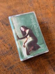 NİLÜFER - YENİDEN YETMİŞE - KASET