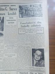 Cumhuriyet Gazetesi - 20 Ocak 1960 - Ankara'da dün bir yolcu uçağı düştü - İskandinav Hava yollarına ait Caravelle uçağı havada Ateş alarak parçalandı - 42 kişiden 40'ı öldü 2 kişi de ağır yaralı fotoğraf - düşen uçağın İstanbul'a bıraktığı yolcular fotoğraf - trakya'da bazı ovalar sular altında kaldı - Demokrat Parti grubu muhalefetin tutumunu görüşecek - Genel Başkanı Atıf Akgüç olan sosyalist partisi faaliyete geçti - gazetecilikle ilgili filmin sansür izni - belediye Tuslog ile anlaşma akdetti - derslerini boykot eden yüksek okul talebeleri - Milli Türk Talebe Birliği sokakta kaldı - Saidi Nursi 3 gazeteyi dava etti -  Rotary Kulübü toplantısı fotoğraf - Atatürk'ün öğretmeni yazan Cahit Tanyol - Türkiye İş Bankası - Roma Olimpiyatları röportajı yapan Arslan Tufan Yazman - Deniz ortasında bir idam yazan Burhan Felek - Marilyn Monroe gribe yakalandı - Öldür Beni filminde Fikret Hakan ve Leyla Sayar fotoğraf -  Fenerbahçe'yi dün Szekelly çalıştırdı fotoğraf - Remondini - Galatasaray