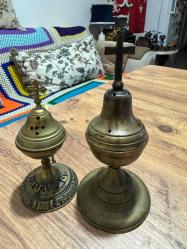 OSMANLI DÖNEMİ RUM İŞİ HAÇLI BUHURDANLIK OSMANI DÖNEMİ SÜLEYMANİYE İŞİ HIRİSTİYAN RUM HAÇLI PİRİNÇ BUHURDANLIK YÜKSEKLİK:19,5 CM O DEÖNEMİ İZLERİ DURUYOR MAKEDONYA ÜSKÜPTEN ALINDI