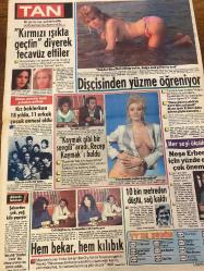 TAN GAZETESİ DOĞUM GÜNÜ HEDİYESİ - 23 MAYIS 1986 - TAM TAKIM 8 SAYFADIR -Mercedes-Bahri Mutlu-İbrahim Tatlıses-Sabah Duru-Funda Fırat-Nuri Tahtalı-Linda Hanke-Mehtap-Bülent Ecevit-Demet Ecevit-Bülent Gürkan-Necati Attıcı-Tevfik Uzunoğlu-Mehmet Zer-İbrahim Erdem-Harun Yardım-Hakkı Yalçın-Merih Fırat-Recep Kaymak-Yıldız Arhan-Hayko-Vesla Valović-Nihat Erence-Aydın Samanbeyli-Musa Eroğlu-Nurtac Düzgit-Şevket Yılmaz-Süleyman Demirel-Erdal İnönü-Alparslan Türkeş-Turgut Özal-Mehmet Kaplan-Haydar Kaplan-Kaddafi-Nuri Tahtalı-Cevdet Sunay-İpek Erdem-Artiz Ferit-Durakoğlu-Nuri Tunalı-Arif Kaptan-Candan Tarhan-G.Saray-Beşiktaş-Fenerbahçe-SHP’de kapışma-NATO’ya ihtar-Kaddafi diplomatını öldürttü-Manyak kadın karnını ısırdı-Güreş karakolda bitti-Dişçisinden yüzme öğreniyor-Hem bekar hem kılıbık-Geceler Cim-Bom Arif’in-Türkiye’de resmen şike yapılıyor-Artiz Ferit’in figüranları
