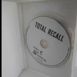 Dvd  gerçeğe çağrı, total recall. Türkçe dublaj. Orijinal. Sorunsuz çalışıyor.