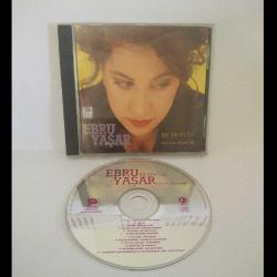 Cd Ebru Yaşar, Bu Sahilde, Dönem Baskı Kırmızı Bandrol Albüm. Orijinal. Sorunsuz çalışıyor.