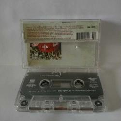 Kaset Enya, A Day Without Rain Albümü