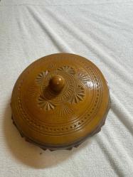 Antika Makedonya yapımı Ahşa el işlemeli ikramlık şekerlik  çapı 16 cm. yüksekliği 8 cm