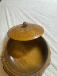 Antika Makedonya yapımı Ahşa el işlemeli ikramlık şekerlik  çapı 16 cm. yüksekliği 8 cm