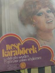 NEŞE KARABÖCEK - DELİ GİBİ SEVDİM 45'lik Orijinâl Dönem Baskı,  Orijinâl Kabında.
