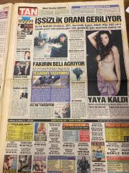 TAN GAZETESİ DOĞUM GÜNÜ HEDİYESİ - 11 - 13 MART 2004 - TAM TAKIM 8 SAYFADIR -Sibel Kekilli-Özlem Akçay-Mehmet Güneş-Funda Keskin-Yeliz-Sinem-Küçük Arzular-Asuman Krause-Sifo Mehmet-Nez-Hülya Avşar-Ahu Da-Sibel-Yasemin Yalçın-Kaya Çilingiroğlu-Mehmet Yılmaz-Fatih Tekke-Ziya Doğan-Sakıp Özberk-Giray Bulak-Ayşen Bayraktar-Alkan Demir-Altay Vural-Ahmet Şahin-Hüseyin Yıldırım-Özlem Bal-Mehmet Ali-Berna Mavi-Mehmet Yıldız-R.M. Alyon-Hülya Gönen-Ahmet Halim-Kadın isterse VCD’si bayinizde-Para için yaptım-Hepten bitmişiz-Ortalığı kana buladı-Kekilli tuvalete bile korumayla gidiyor-Güney Kıbrıs Rum Kesimi’nde Türkler kobay olarak kullanıldı-Güzellik banyosu-Kül Kedisi-İki arada kaldı-Aşktan yana hiç şansı yok-Avşar kızı kuma istiyor-Çıtırcık-İşsizlik oranı geriliyor-Yaya kaldı-Trabzon’un önünde kimse duramaz-Dünyanın sonu değil-Yatakta seks dışındaki her şey-Rahmetli hep geçerdi-İlişkiler-Çizgi roman Hasan Roal