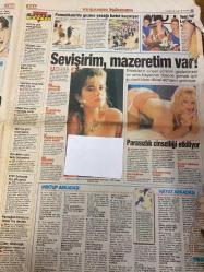 TAN GAZETESİ DOĞUM GÜNÜ HEDİYESİ - 6 HAZİRAN 1997 - TAM TAKIM 8 SAYFADIR -Jürgen-Eva-Şerife-Melek Görgün-Özlem Sumay-Naim Süleymanoğlu-Okan-Rada-Cemal Bülbül-Meryem Kayn-İbrahim Tatlıses-Celal Doğan-Özlem Şahin-Ayşen Saner-Esin Arman-Hülya Koçyiğit-Haldun Dormen-Yasemin Evcim-Şoray Uzun-Hakan Şoray-Sema Yüce-Dilek Pamiryan-Vahap Pamiryan-Vahap Morgül-Selahattin Bayram-İkraz Bayram-Funda Keskin-Sibel Barış-Hayriye Nisa-Gönül Demir-Murat Yüksel-Ahmet Ayyıldız-Gülnaz Erman-Kaya Yelkenli-Keyfe bak-Gavat kocasını kesti-Ölmedim yaşıyorum-Özlem’in kısmeti açıldı-Yüzyılın en iyi kaldırıcısı-Okan’a vuruldu eşini unuttu-Meryem 15 yıl hapsi az buldu-Dilek yediği dayakla kaldı-Kendi pişirip kendi yiyecek-Esin sevgilin seni sevsin-Sevişirim mazeretim var-Parasızlık cinselliği etkiliyor-Boşanmayan karısını kurşuna dizdi-Dünyanın fıstıklarını tanıyın-Rakıyı çok seviyoruz-Temel’in burnu çok büyüdü-Karikatür Temel-Çizer imzasız