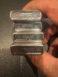 ORJİNAL ZİPPO ÇAKMAKLAR 4’ü de Çalışır durumda SERİLERİ ALTTA  YAZIYOR  L 04 -D 08 - H VII- K VIII