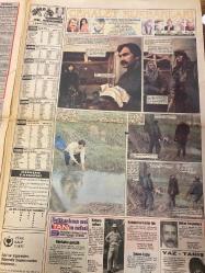 TAN GAZETESİ DOĞUM GÜNÜ HEDİYESİ - 4 ŞUBAT 1993 - TAM TAKIM 6 SAYFADIR. GAZETE 56x38 EBATINDADIR -Jürgen-Eva-Şerife-Melek Görgün-Özlem Sumay-Naim Süleymanoğlu-Okan-Rada-Cemal Bülbül-Meryem Kayn-İbrahim Tatlıses-Celal Doğan-Özlem Şahin-Ayşen Saner-Esin Arman-Hülya Koçyiğit-Haldun Dormen-Yasemin Evcim-Şoray Uzun-Hakan Şoray-Sema Yüce-Dilek Pamiryan-Vahap Pamiryan-Vahap Morgül-Selahattin Bayram-İkraz Bayram-Funda Keskin-Sibel Barış-Hayriye Nisa-Gönül Demir-Murat Yüksel-Ahmet Ayyıldız-Gülnaz Erman-Kaya Yelkenli-Keyfe bak-Gavat kocasını kesti-Ölmedim yaşıyorum-Özlem’in kısmeti açıldı-Yüzyılın en iyi kaldırıcısı-Okan’a vuruldu eşini unuttu-Meryem 15 yıl hapsi az buldu-Dilek yediği dayakla kaldı-Kendi pişirip kendi yiyecek-Esin sevgilin seni sevsin-Sevişirim mazeretim var-Parasızlık cinselliği etkiliyor-Boşanmayan karısını kurşuna dizdi-Dünyanın fıstıklarını tanıyın-Rakıyı çok seviyoruz-Temel’in burnu çok büyüdü-Karikatür Temel-Çizer imzasız