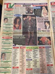 TAN GAZETESİ DOĞUM GÜNÜ HEDİYESİ - 16 EKİM 1993 - TAM TAKIM 12 SAYFADIR -Ramazan Özlü-Tem Polat-Tansu Çiller-Rıza Akçalı-Naciye Hakkıoğlu-Rıza Ayhan-Jean Yule-Liani-Pervin Tekgül-Nezihan Sazer-Ohan Tuncer-Fatih Abadiah-Ejder Hoca-Halis Arı-Hatice Abla Feyyaz-Güven Kurtar-Saffet-Medyum Memiş-Nil Ünal-İpek Pınar-Şehri Dilovan-Demet Akalın-Yasemin Özge-Richard Powell-Hülya Avşar-Enis Ay Yıldız-Naomi Watts-Cicako-Kıra Knightley-Burt Reynolds-Junior Spiering-Müslüm Gürses-Hülya Avşar-Seyyal Taner-Lale Mansur-Fikret Kuşkan Antalya’da frengi paniği-Çevre Bakanı kendi çevresini güzelleştirdi-Bu kaçıncı pot-Tansu Çiller Ankara’yı yakıp yıktı-Yunanistan artık Liani’den sorulur-Meğer Türkiye’de erkek dilediği kadar evlenirmiş-Maltepe evlendirme dairesi-İstanbul Pendik evlendirme dairesi-Kadıköy evlendirme dairesi-Burası da Üsküdar-Dikilmiş Rahibe-F.Bahçe yarını bekliyor-A.Sami Yen’de yüksek tansiyon-Azgın leydi sevişmek için hapishaneyi deldi-Eli maşalı ana kaplan kesildi-Hülya Avşar ne yapmak is