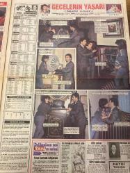 TAN GAZETESİ DOĞUM GÜNÜ HEDİYESİ - 23 ARALIK 1992 - TAM TAKIM 8 SAYFADIR -Ahmet Çetinsaya-Yüksel-Müjde Ar-Yavuz Çuhacı-Aysel-Arda Özülkü-Serpil Barışal-Güvenç Kurtar-Nuri Tek-Secat Özen-Fatih Solmaz-Atilla Solaker-Güven Sert-Cici Kızlar-Pınar Erkal-Serdar Er-Ayşe Emel Mesci-Selim Yener-Tanju-Yüksel-Jean İnönü-Süleyman Demirel-Rıza Akçalı-Ayşen Gruda-Ahmet Çetinsaya-Yavuz Çuhacı-Müjde Ar-Arda Özülkü-Serpil Barışal-Güvenç Kurtar-Nuri Tek-Serdar Er-Pınar Erkal Heykeli dikilecek doktor-3 ton kömür için öz kızını sattı-AIDS’li Yüksel’in sisli itirafları-Demirel ve İnönü için özel hindi yetiştirildi-Domuz kadar oldular-Heykeli dikilecek doktor-Hastane değil lüks otel-Tanju 9 yıl hapis yedi-Patronlardan 20 milyar isteyen müdür sürgüne gitti-Heykeli dikilecek doktor-Ayşel’le yattım şaşı kalktım-Seks filmi seyretmekten çok hoşlanıyorum-Sanatçılar çok matrak insanlar-Mankenler savaş istiyor-R.Madrid’i çalıştırırım-Deda gülmekten öldü-Gecelerin Yaşarı-Yeni assolistin hayat hikayesi-Gecenin filmi