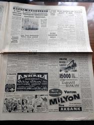 Cumhuriyet Gazetesi - 20 Ekim 1960 - 6 7 Eylül Sanıklarının Duruşması Dün 6 Saat 28  Dakika Devam Etti - Fuat Köprülü Adnan Menderes ve Fahrettin Kerim Gökay dünkü Duruşmada İfade Verirlerken fotoğraf - Sabıkların yakınları Celal Bayar'ın kızı Nilüfer Gürsoy Oktay Engin'in kardeşi Dilek Engin ve Kemal Hadımlı'nın kardeşi Kadir Hadımlı fotoğraf - Yüzbaşı Nazım Dinçer teslim aldığı anayasa projelerini götürürken fotoğraf Yassıada İntibaları Yazan Cevat Fehmi Başkut ve Yaşar Kemal - Celal Bayar'ın Duruşmasına Avukatı İtiraz Etti - Düşüklerin Aileleri Dünkü Duruşmayı Da Göz Yaşları Arasında Takip Ettiler - Ali Ulvi'nin Fırçası İle Fatin Rüştü Zorlu Dünkü Duruşmada - varlık yayınevi faydalı kitaplar - Ürdün Kralı Hüseyin geldi - Yassıada Davası Yazan Baha Arıkan - Yüz Yirmi Bin Koreli Kuzey Kore'ye Gidiyor - unutamayız unutamayız yazan  Burhan Felek - Futbol Federasyonu Toplandı A ve B Milli Takımlar Yeniden Tesbit Edilecek - Arçelik gaz sobası - Kazova Mağazaları - Blendax Crem