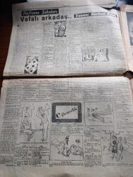 Cumhuriyet Pazar Gazetesi - 1 ağustos 1954 - arkeolog gözüyle dünyanın en zengin yeri Türkiye - renkli karikatür - akademi sergisi ve bir buluş yazan Selmi Andak - haftanın ansiklopedisi şeker - Küçük Kral çizen O. Soglow - Eğlencelik köşesi - haftanın şakaları yazan Burhan Felek - güzelliği üzerinde kumar oynayan genç bir yıldız Lila Rocco fotoğraf - Cumhuriyet İngiliz sinema dünyasında yazan Feyyaz Tokar - İngilizlerin Nadir yakışıklı artistlerinden biri Terence Morgan fotoğraf - meşhur balerinler birer birer sahneden perdeye geçiyorlar - Thilda Tamar karakaşlı sarışın rolünde Fotoğrafı - Mata Harinin ikinci dünya harbinde casusluk eden kızı Bando'nun hayatını canlandıran meşhur balerin Ludmilla Tcherina fotoğraf - Ev Kadın Moda - bir nebze kokunun beşbin yıllık tarihi Yazan Zeynel Akkoç - hikaye son müdafaa çeviren Vahdet Gültekin - nehir körlüğü - havacılıkta yeni hamleler uçakla helikopter arasında cetin bir yarış başladı - hemşehriler cemiyeti'nin kilyos gezisine katılanlar foto