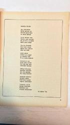 ANA KÜLTÜR SANAT, ŞİİR DERGİSİ - ŞUBAT 1993 SAYI: 202  M. GUFRAN TAŞ – MEHMET RASİM MUTLU – YILMAZ AYBAR – MİNE ERBİL – KOMAL ERDOĞAN – AYTÜL DİNLER – MAKBULE ERMAN – BÜLENT ATAKUL – HÜSNÜ YELBAY – HAYRET GÜRKANLI – TÜLAY GÜLER – NECMETTİN SELÇUK – MELİH ÖZER – AYNUR UĞUR ÖDEMİŞ – PAŞA YILDIRIM – MAHMUT ÇELİKGÜN – ALPER ADANALI – NESİMİ KEÇELİOĞLU – MEHMET İHSAN BULUR – DR. CEMİL CAHİT GÜZELBEY – BÜLENT ÖZCAN – NURAY UYANIK – HASAN BALIN – EMİNE KAZIKOĞLU – TURHAN TAŞAN – NECATİ ERDEK – CAHİDE ATAKUL – PINAR KARHAN – HASAN KARAKUŞ – SADIK ATAY – HANİFE KAHRAMAN – HÜSEYİN AYCAN – NERİMAN GÖKDEMİR – MERAL MAVİNİL – ZEHRA YILMAZ – NECMETTİN ÇANGA – TURAN TEKDOĞAN – BİROL AYAL – NURAN EROL – EROL GÜNGÖR – BERRİN GÜNER – FATMA YANIKÇI – GÜLTEN KÖSE – YASEMİN ÖZDEMİR – GAMZE ADANALI – FİKRET YAVUZHAN – AHMET YARDIMCI – EKREM ÇİÇEK – DİLEK BURHAN KILIÇ – LATİF KARAGÖZ – KEMAL KARAPIÇAK – AHMET GEÇGEL – A. KEMAL AKAR – FATMA ONUR – TAYYAR AS – ALİ ZEBİL – ÜMİT MALKOÇ – TOR- TAM TAKIM  36 SAYFA