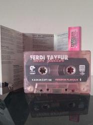 Ferdi Tayfur Mor Güller İçim Yanar